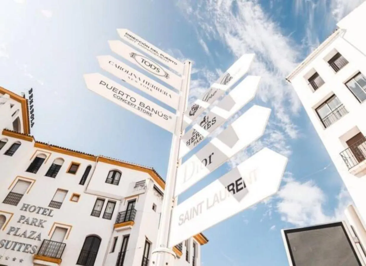 Vacation Marbella I Sea Views, 24-7 Security, Parking, Walk To Everything In Luxurious Puerto Banus