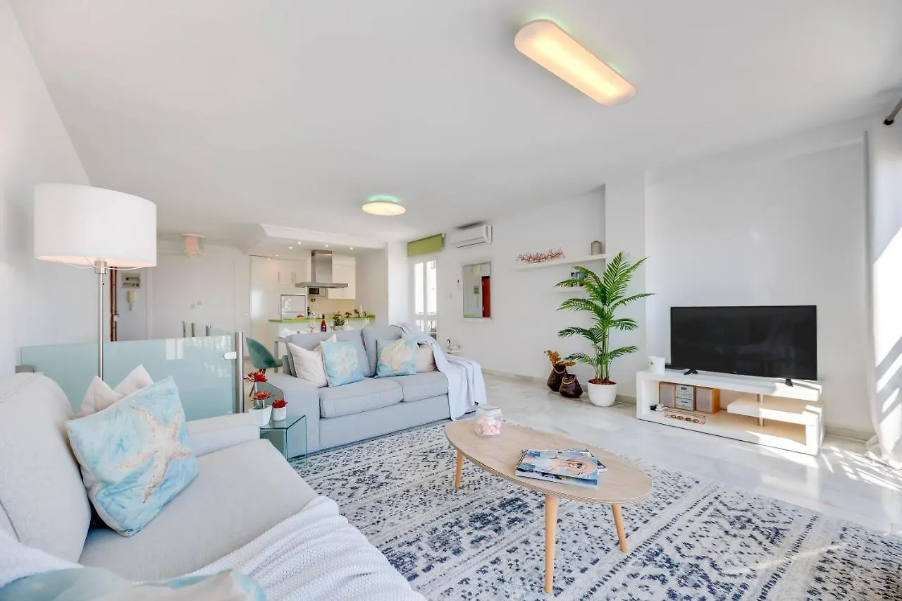Vacation Marbella I Sea Views, 24-7 Security, Parking, Walk To Everything In Luxurious Puerto Banus