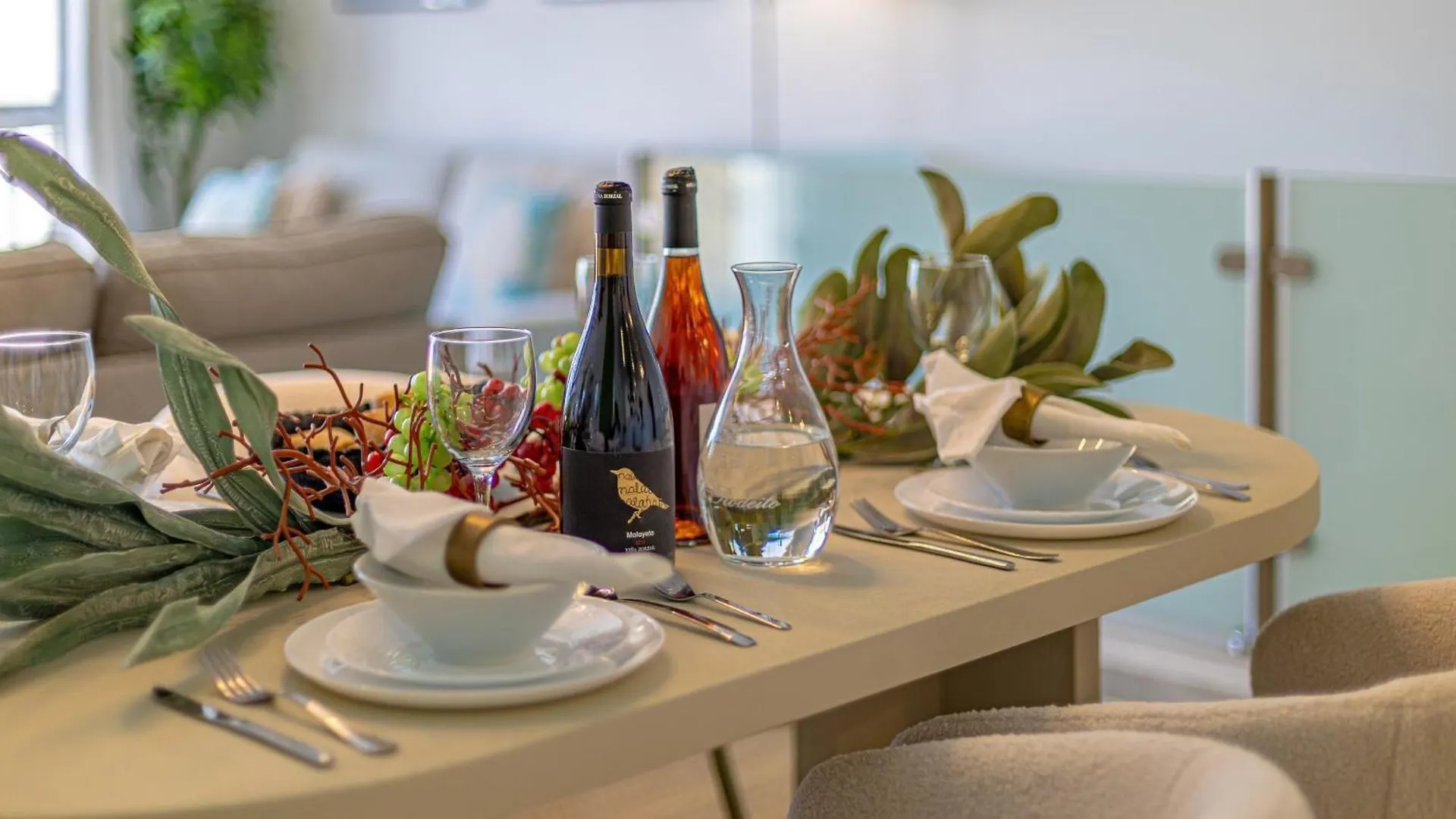 Vacation Marbella I Sea Views, 24-7 Security, Parking, Walk To Everything In Luxurious Puerto Banus Spain